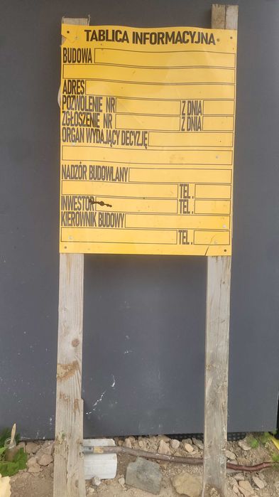 Oddam za darmo tablicę informacyjną budowlaną
