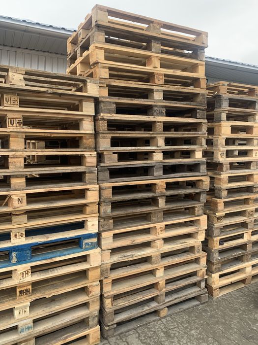 Деревяні підони.