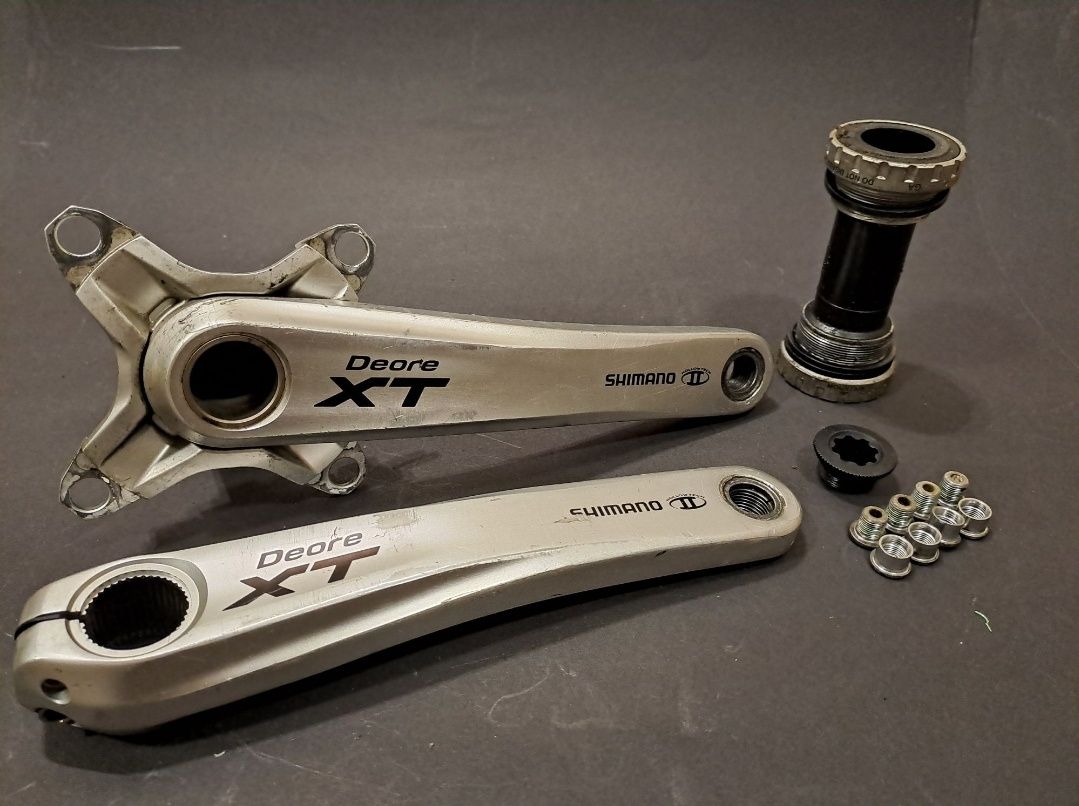 Korba Shimano Deore XT m-770 truvativ race face