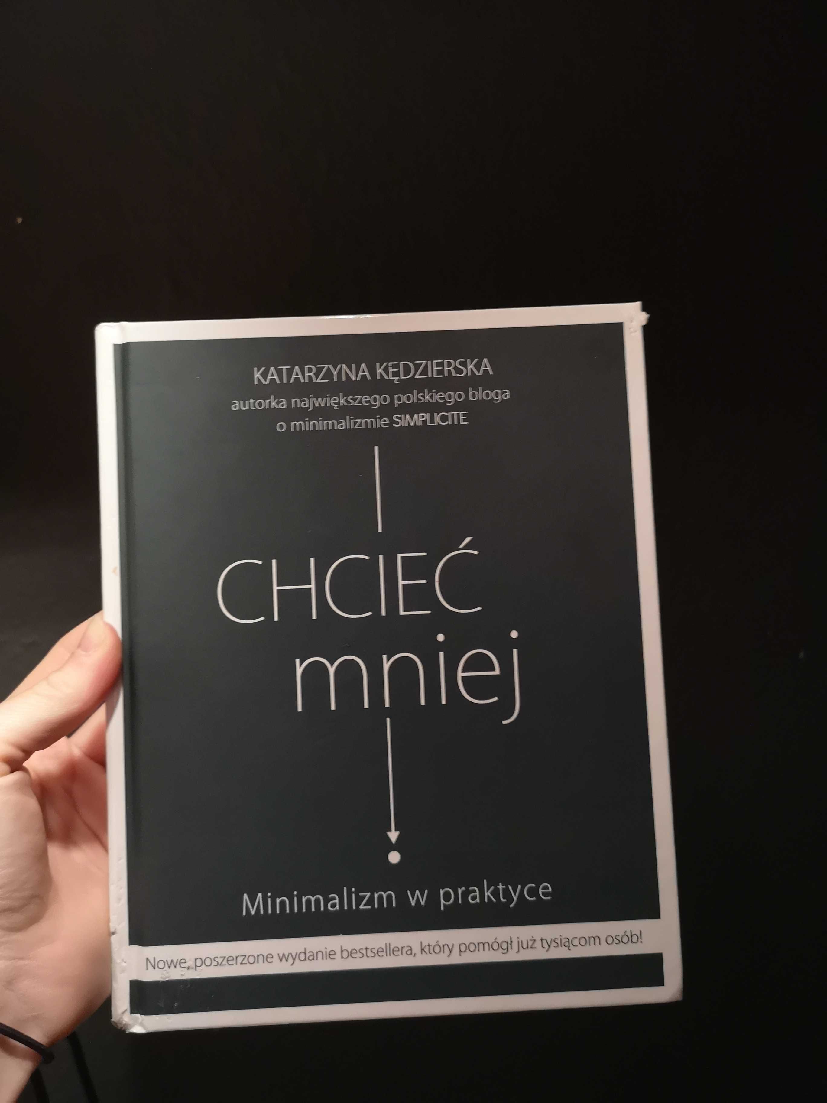 Książka chcieć mniej  minimalizm twarda oprawa