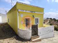 Moradia Isolada T2 Com Vista Da Serra Algarvia - Na Aldeia De Coruj...