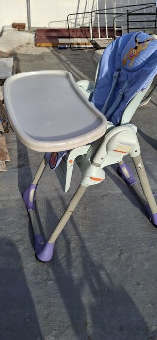 Cadeirinha de alimentação