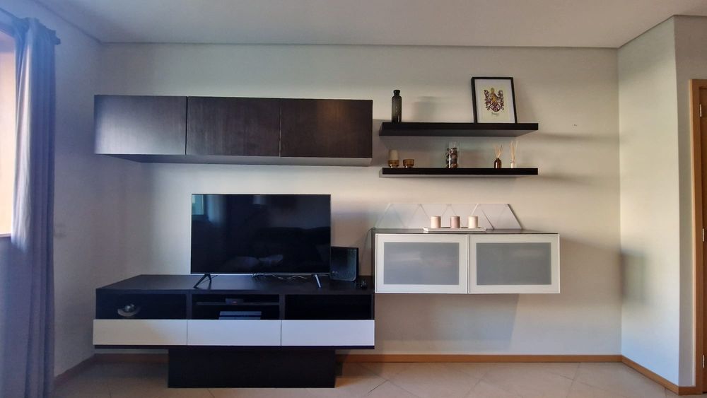 Movel Apoio TV, Aparador, Mesa de Centro e Mesa Jantar com 4 Cadeiras