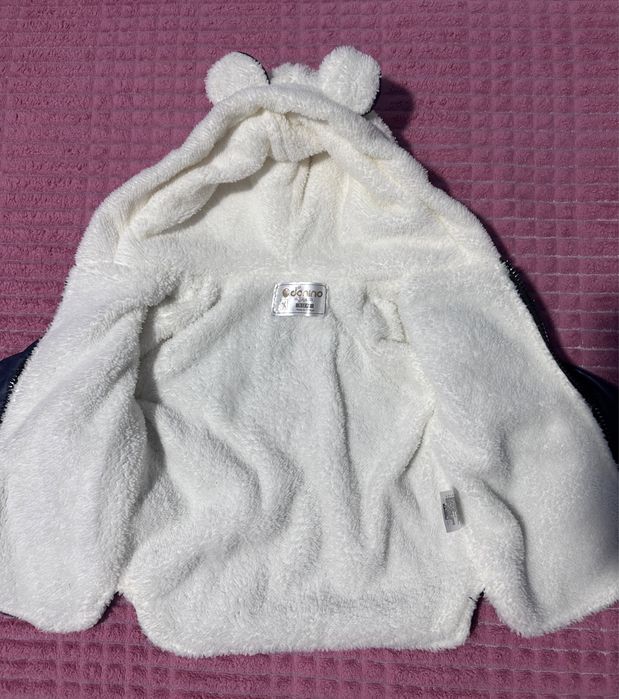 Продам зимнюю куртку на мальчика 1 год