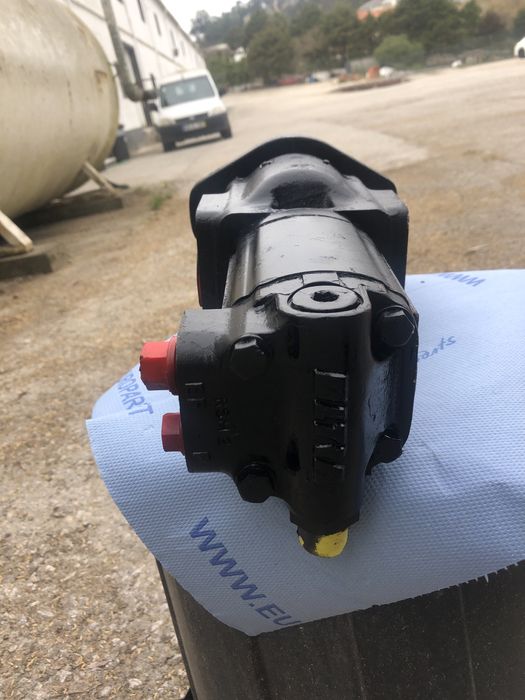 Bomba hidráulica Manitou