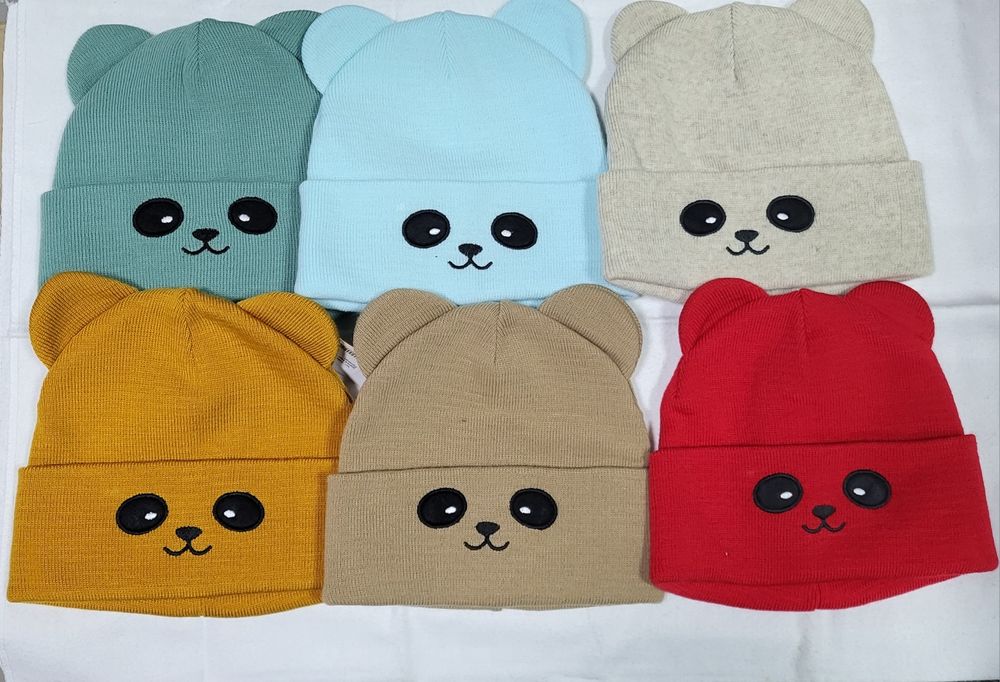 Зимові шапки і комплекти з бафом, шарфом на хлопчика розпродаж