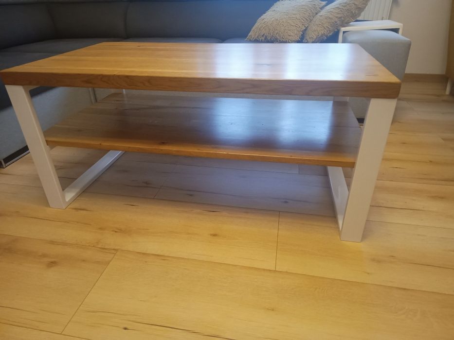 Dębowy stolik kawowy loft