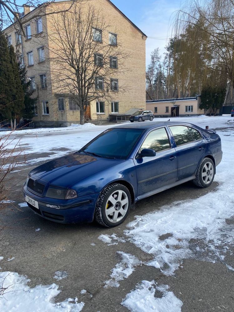 Skoda Tour 1.8t (AUQ)