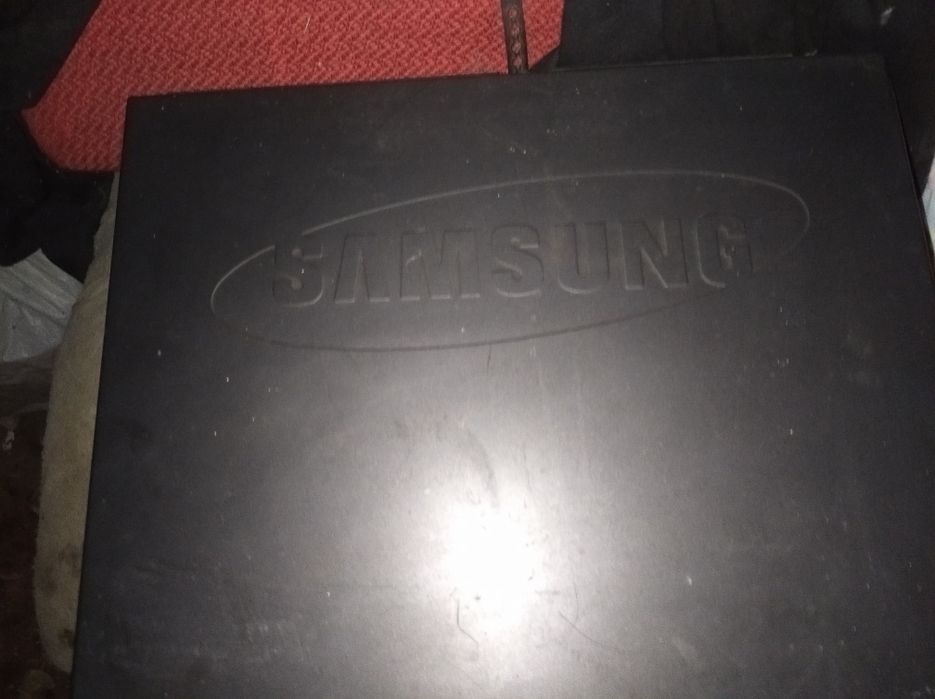 Продам видеопроигрователь и море касет