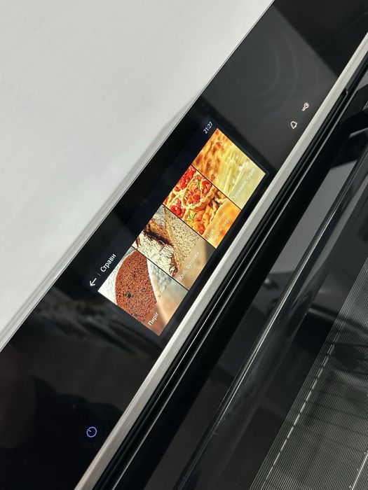 ТОП Нова духова шафа Siemens HB778G3B1