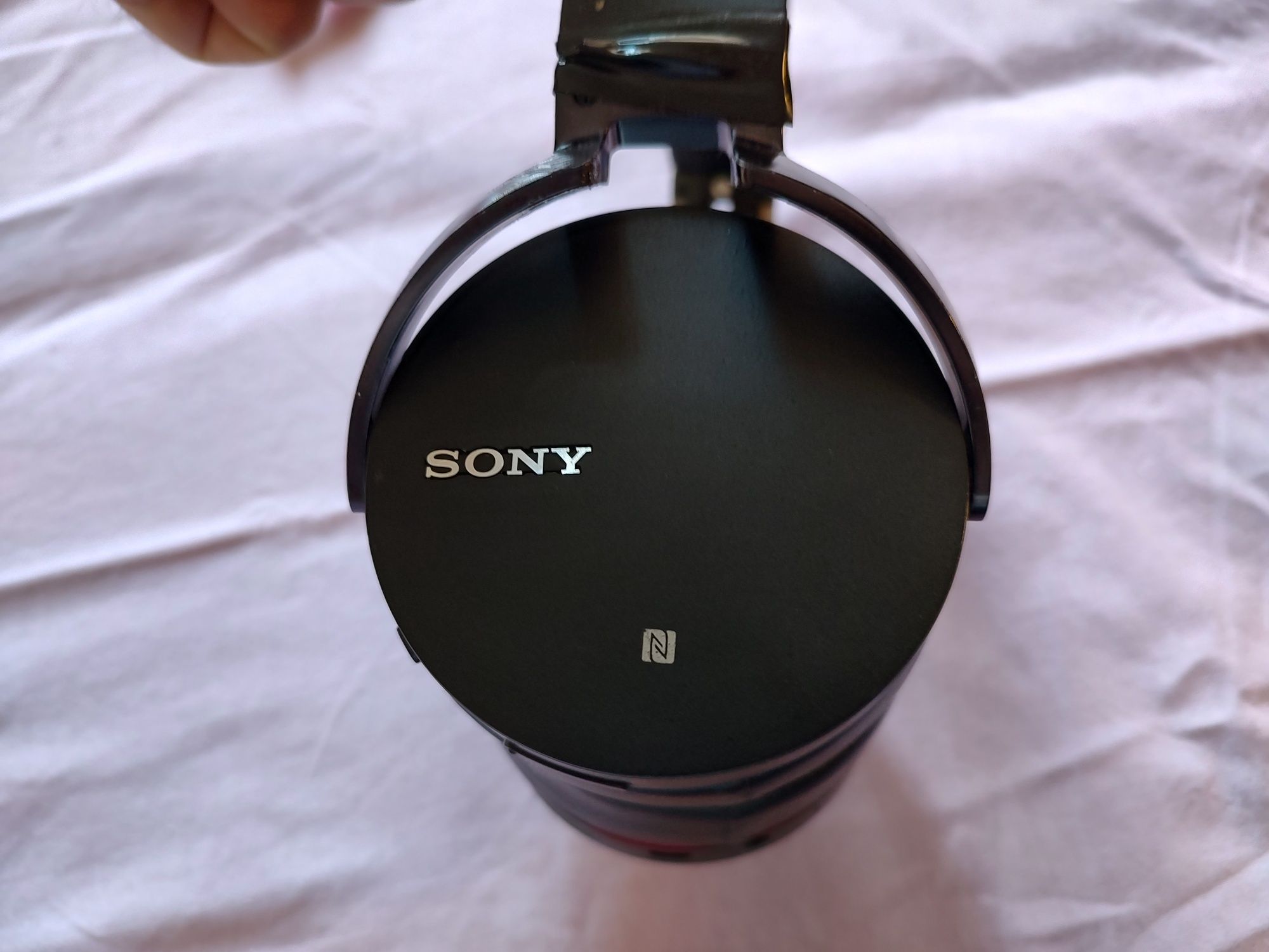 Наушники Sony MDR-XB950B1