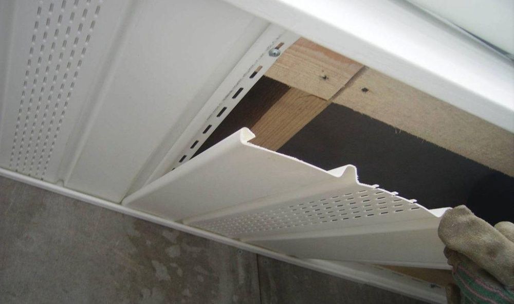 Софіт,софит,підшивка даху, Львів , водосток, водостічна система, жолоб