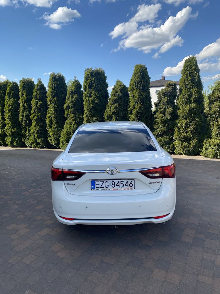Toyota Avensis 2015 2.0 D-4D Premium 143KM
