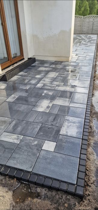 Układanie kostki brukowej, usługi minikoparką, przyłącza ,płoty betono