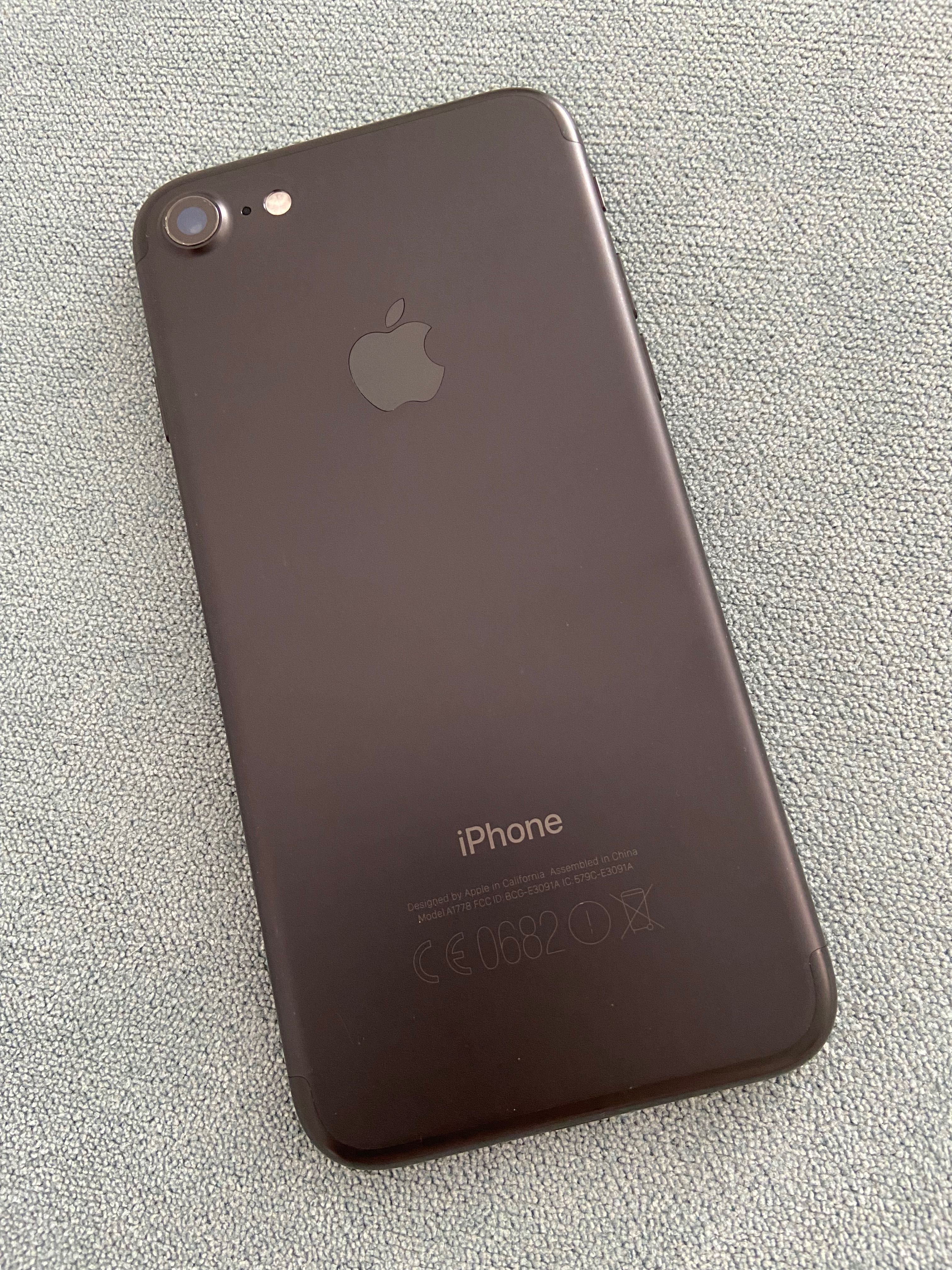 iPhone 7, 32Gb preto