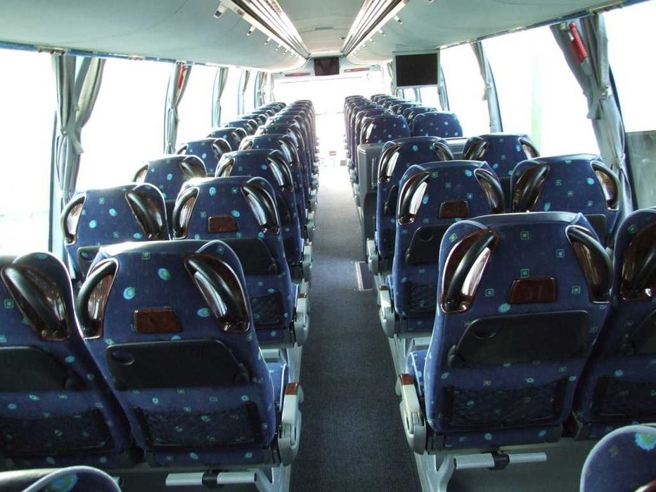 Пасажирські перевезення 7,19,51 місць