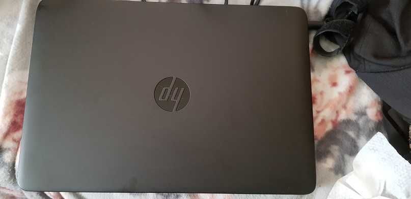 Sprzedam laptopa HP