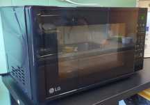 Microondas LG MH6042D Preto - Usado 1 ano, na Garantia