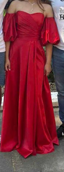 Продаю випискну сукню