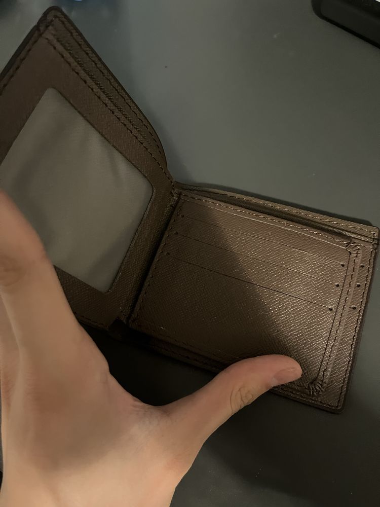 Bezowy portfel gucci w monogram nowy