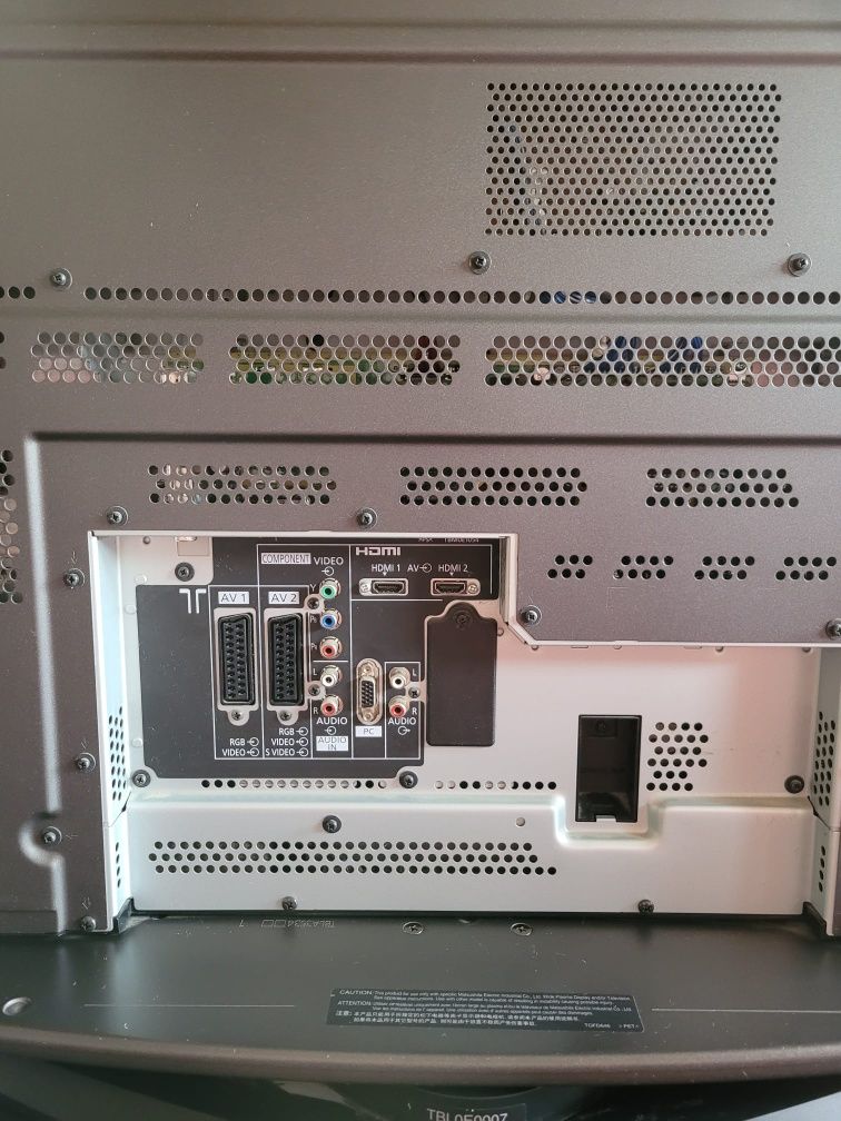 Telewizor panasonic  42 całe th 42v70