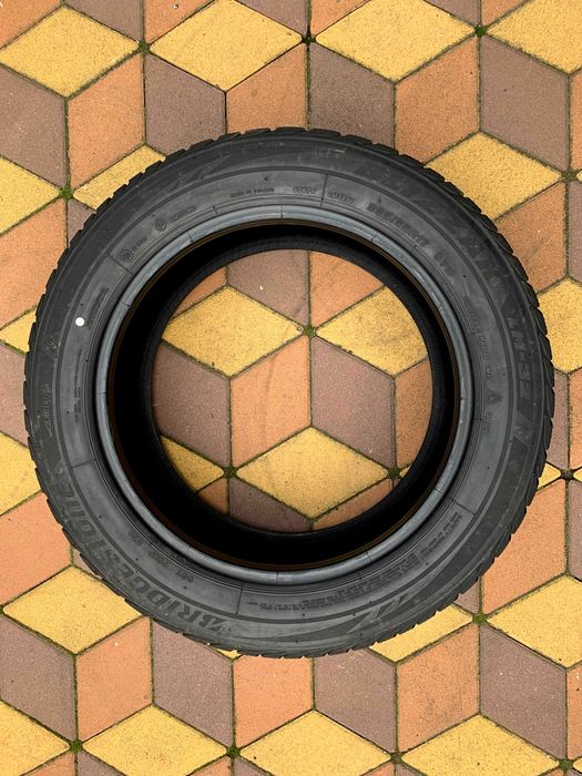 225/55 R17 Bridgestone Blizzak LM-32. Шини зимові 4 шт.