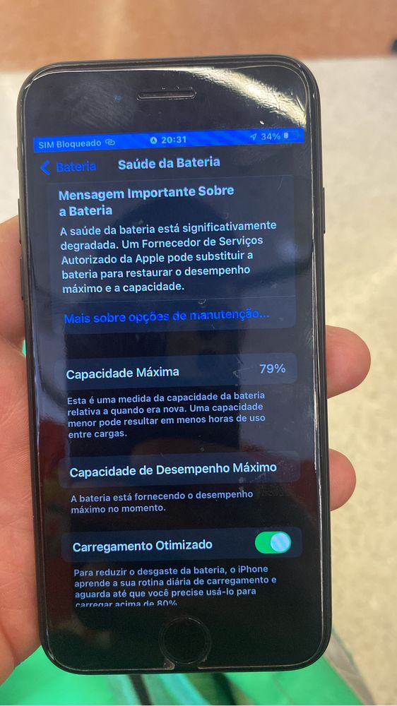 Iphone 7 preto sem muito detalhes
