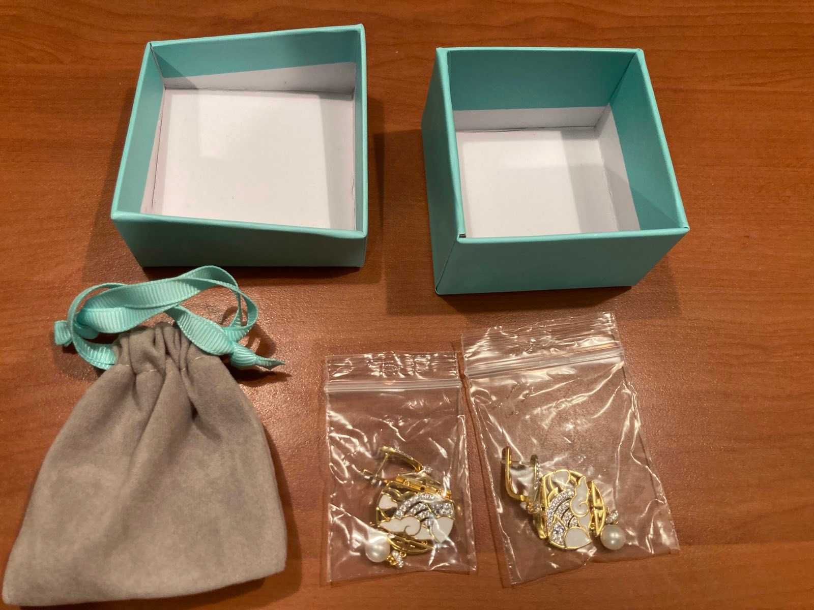 Кольцо черная эмаль стиль van cleef серебрение каблучка