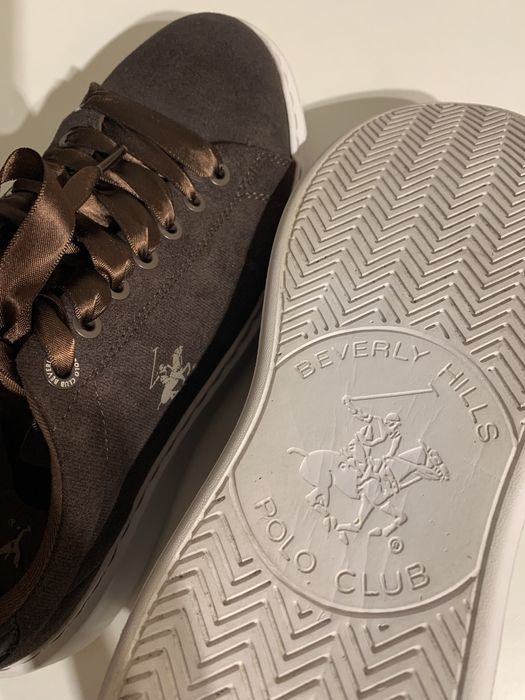 Жіночі кросівки поло