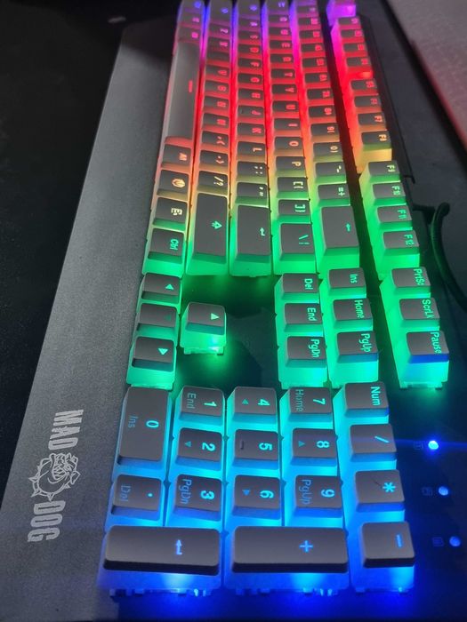 Klawiatura gamingowa MADDOG GK900 - Nowe Keycapy