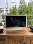 Tv toshiba 25,5” cor branca