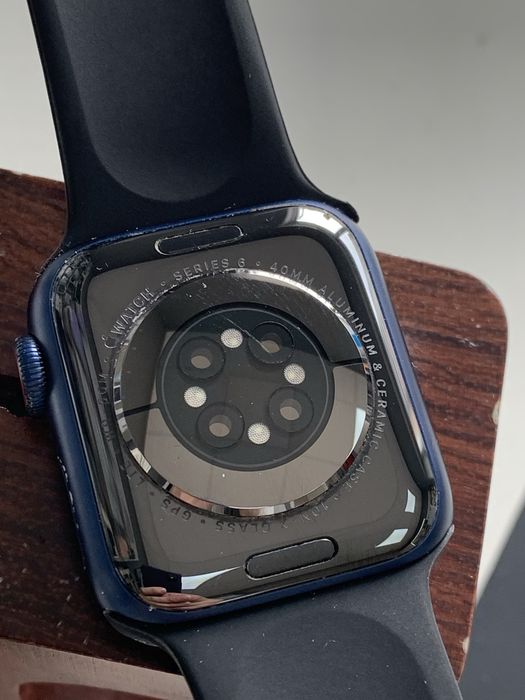 Оригінальні Apple watch 6 40 mm