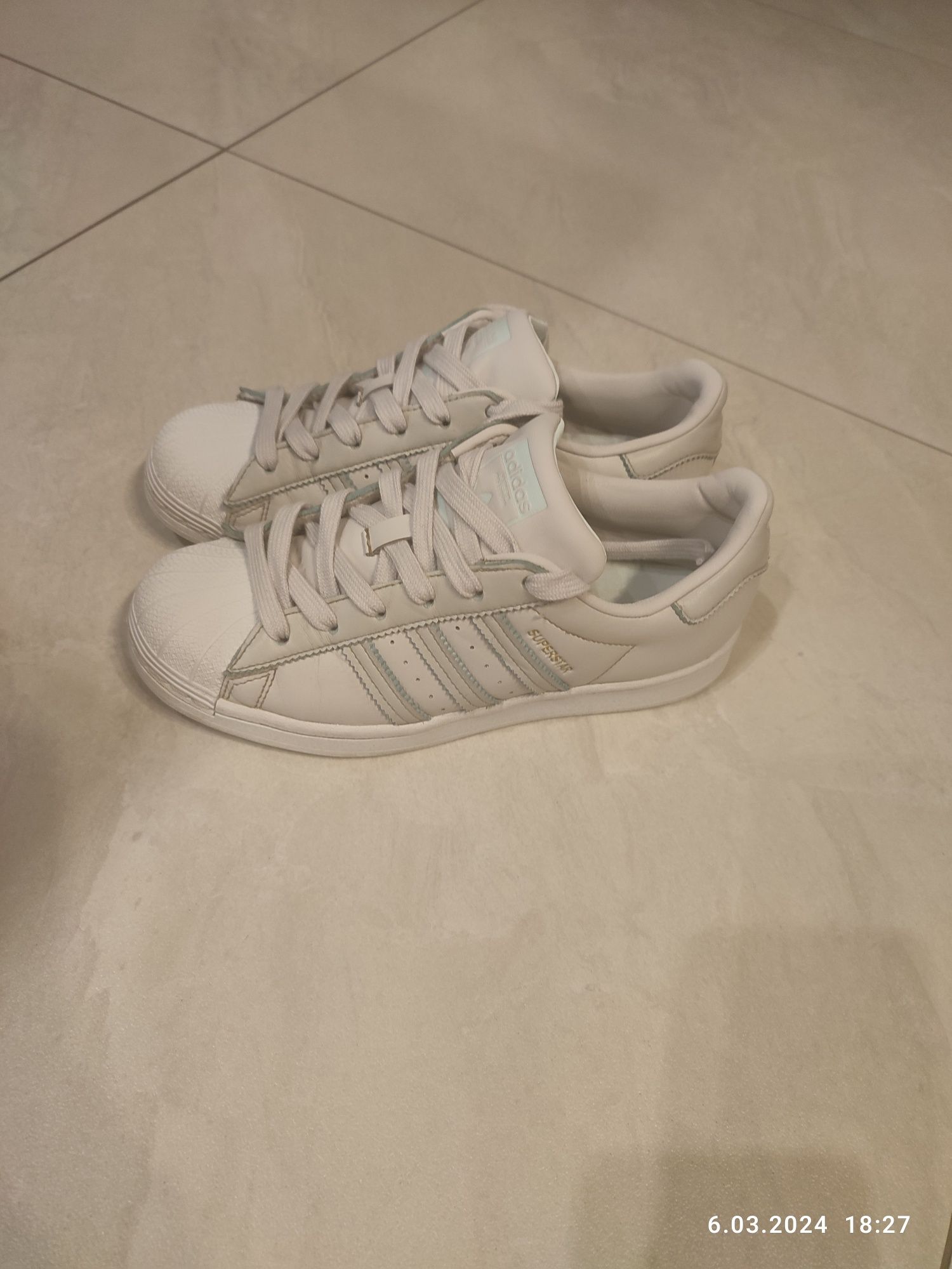 Adidas Superstar 38