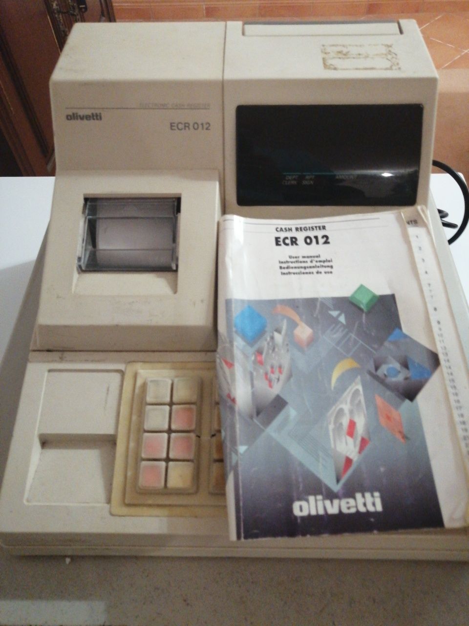 Caixa registadora Olivetti ECR 012