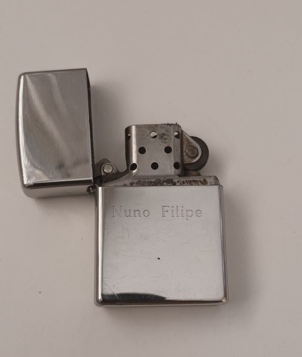 Isqueiro Zippo-A 12