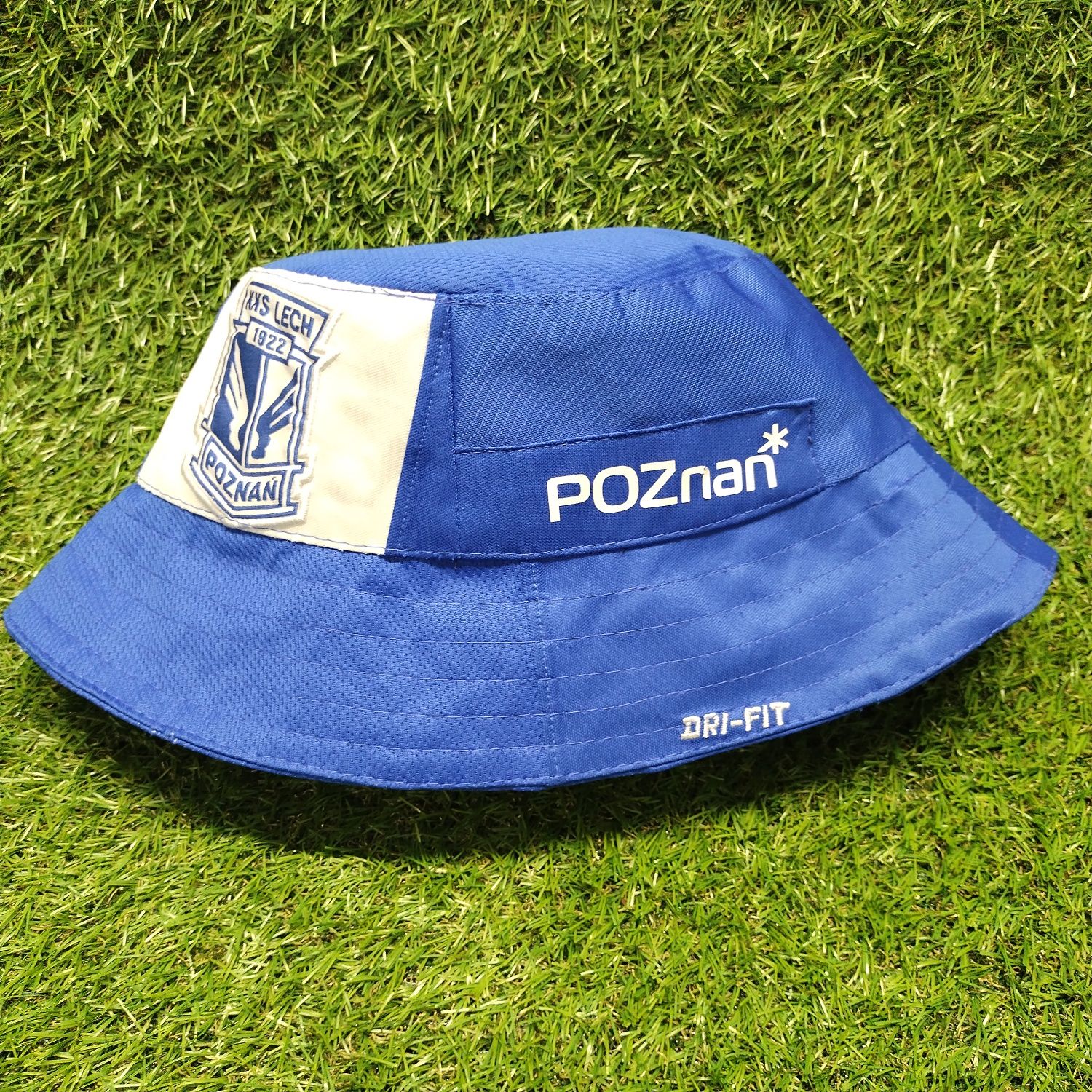 Czapka buckethats Lech Poznań