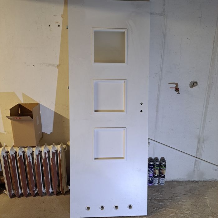 Drzwi wewnętrzne łazienkowe lewe 70 DRE