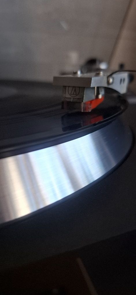 Gramofon Saba PSP 350.