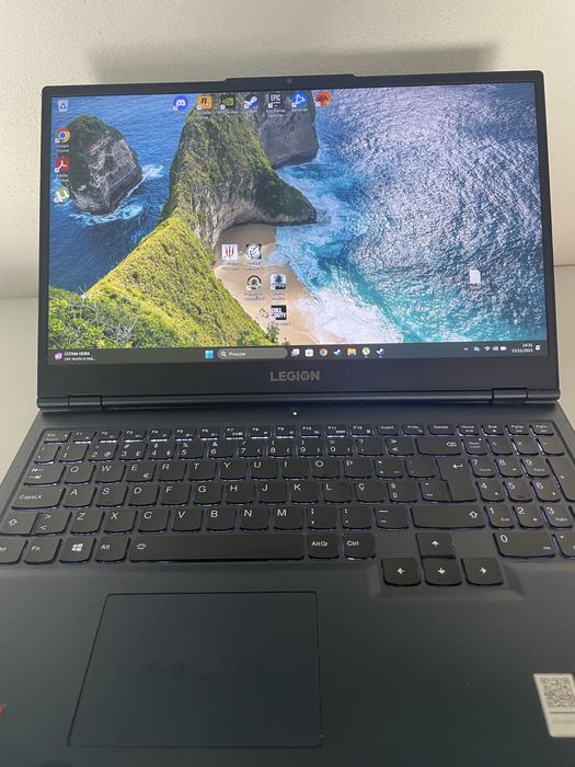 Portátil Lenovo Legion 5 15,6” 15ACH6-862 1 TB SSD 16GB RAM