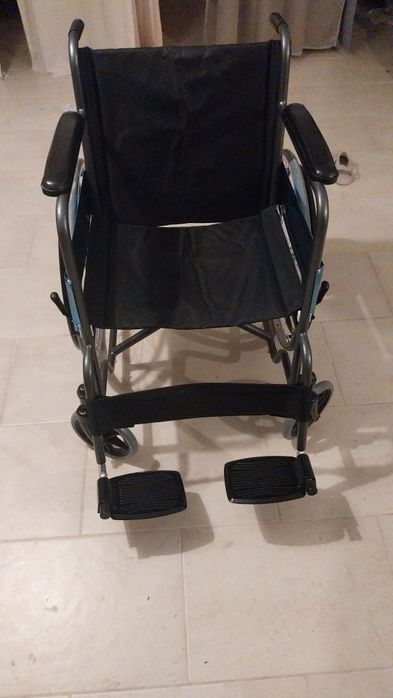 Cadeira de rodas adulto