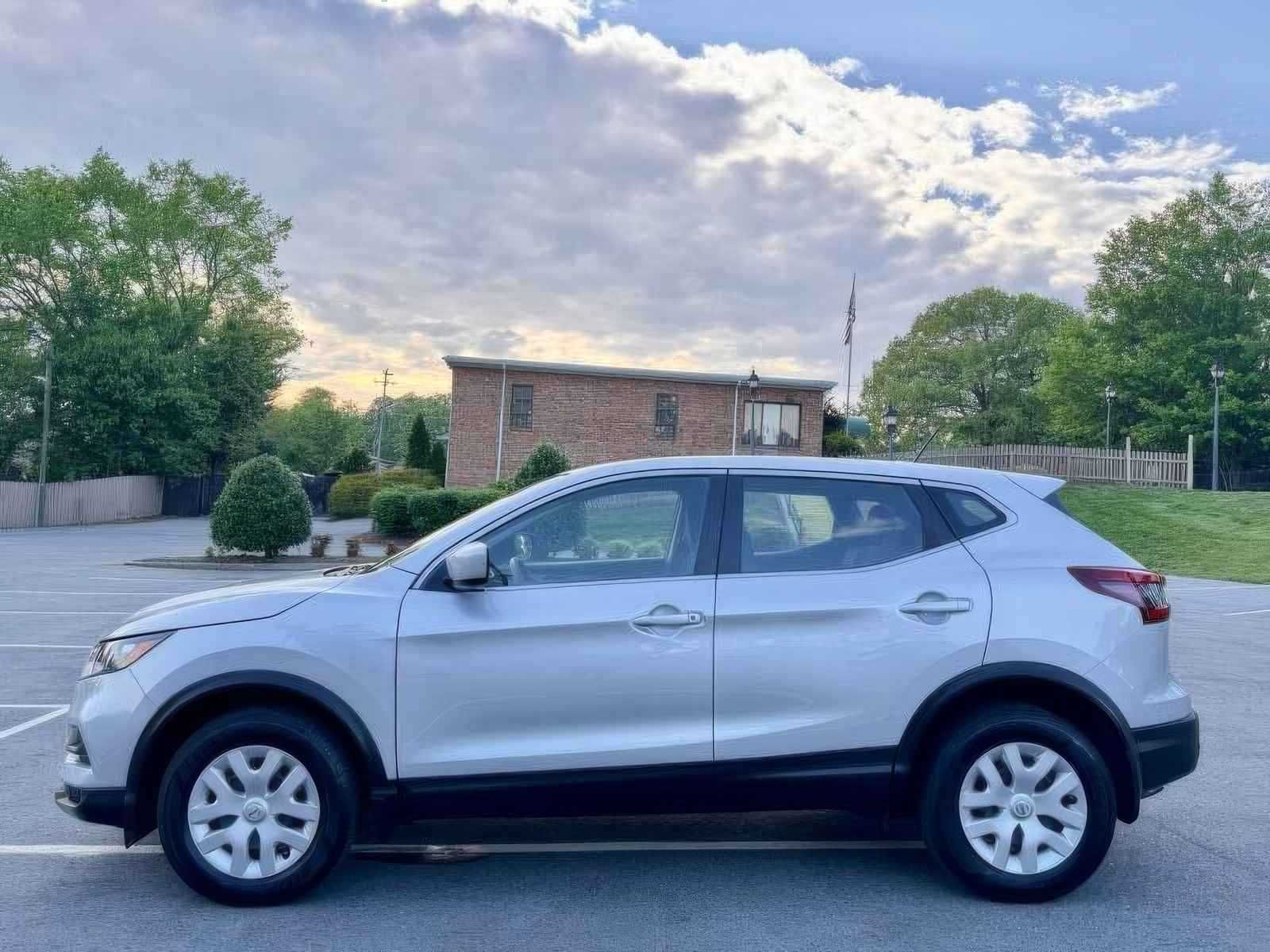 2020 Nissan Rogue Sport S