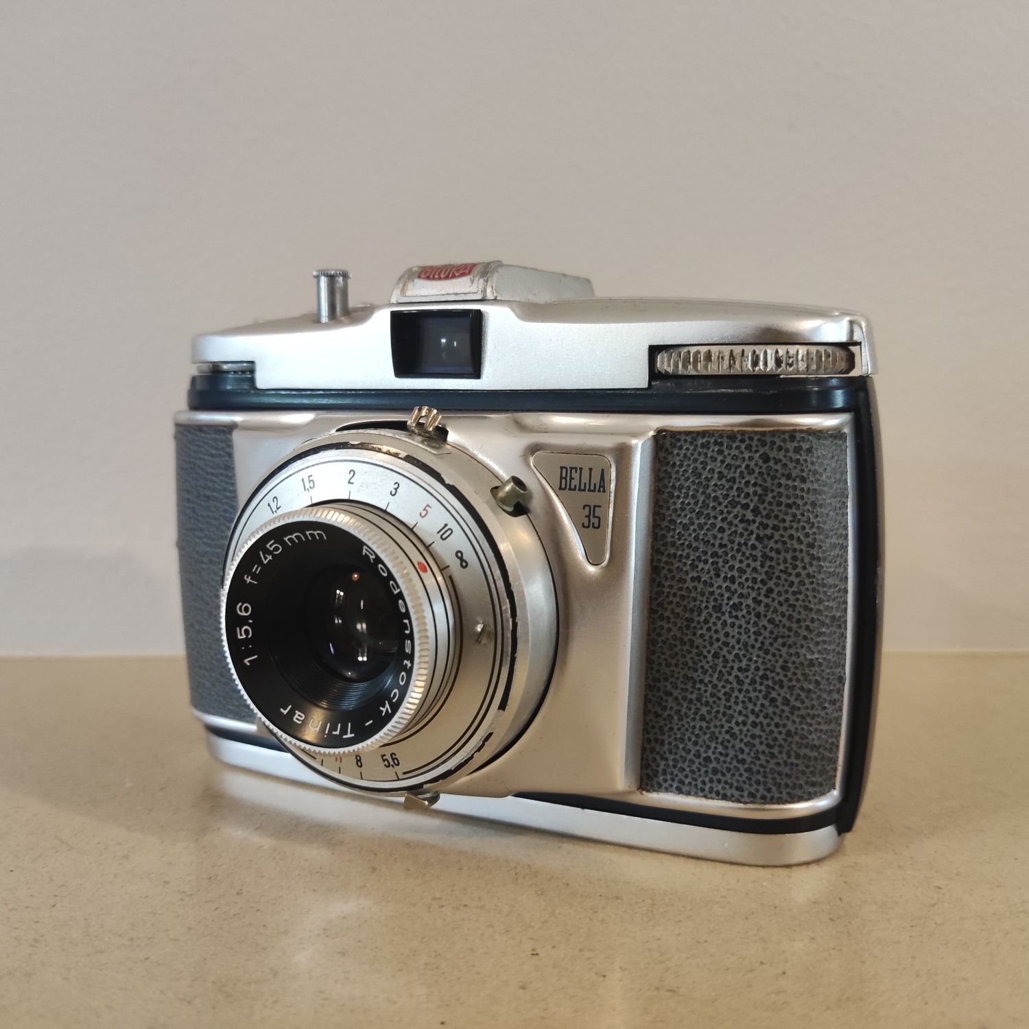 Bilora Bella 35 - 127 film Rangefinder Camera (vintage)