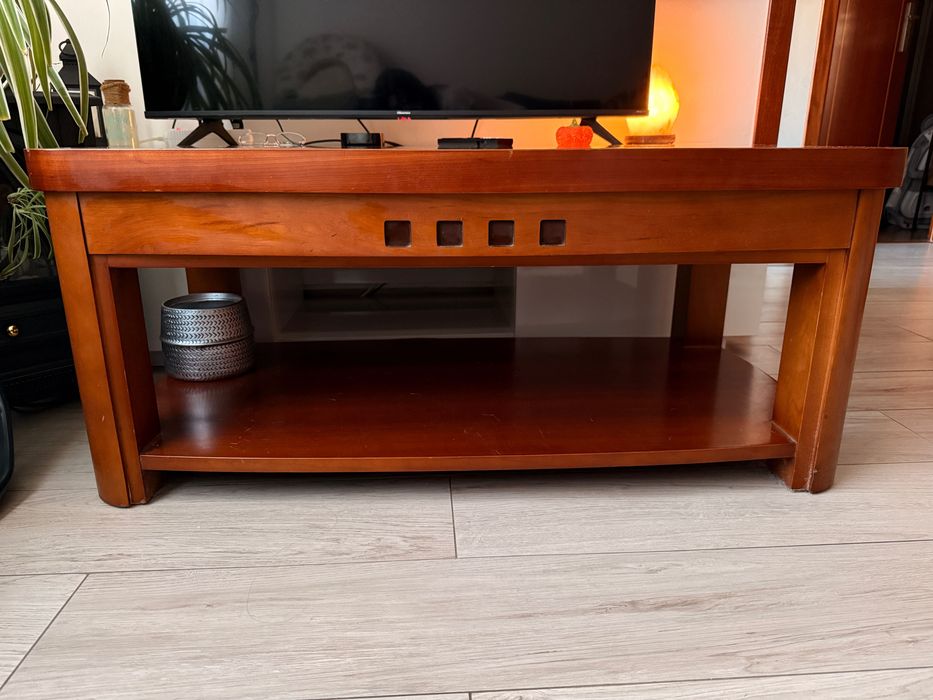 Mesa de centro em madeira