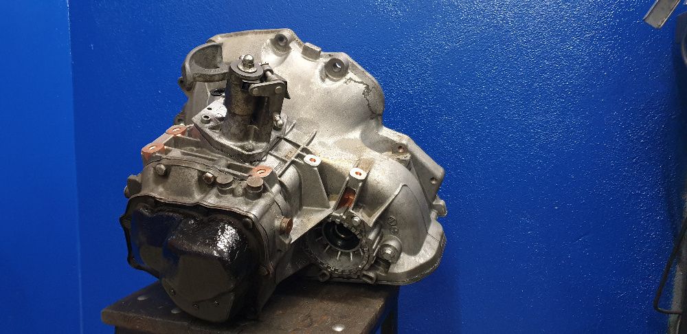 Skrzynia biegów  Opel 1.8 1.6 F17 C374 C394 C419 W374 W394 W419