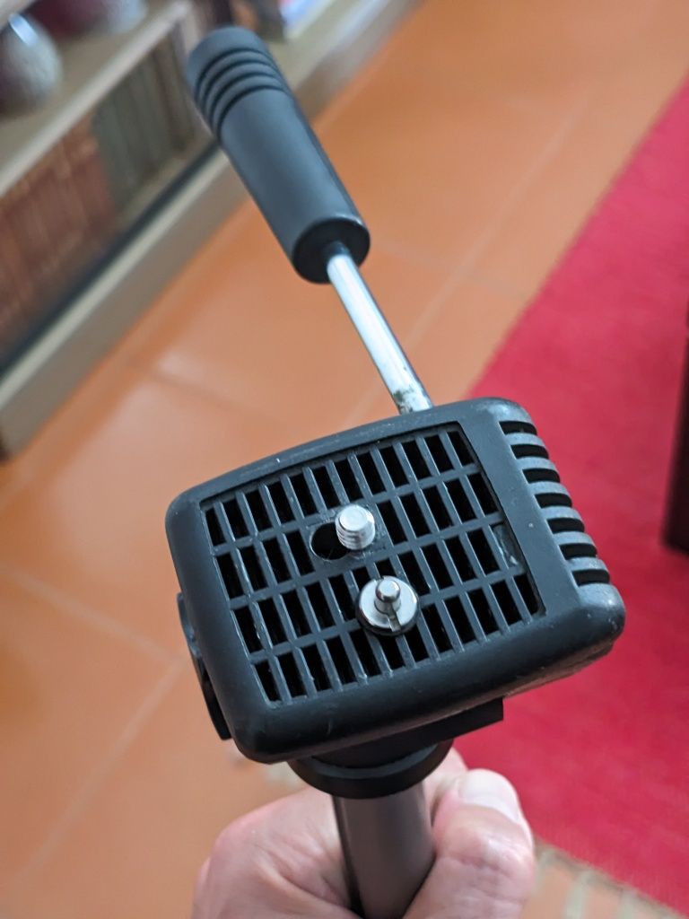 Tripé Philips SBC 5360