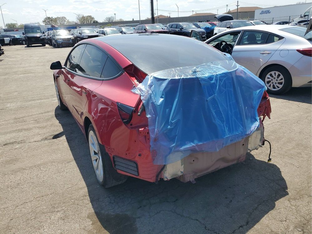 Tesla 2022 Model 3 LFP