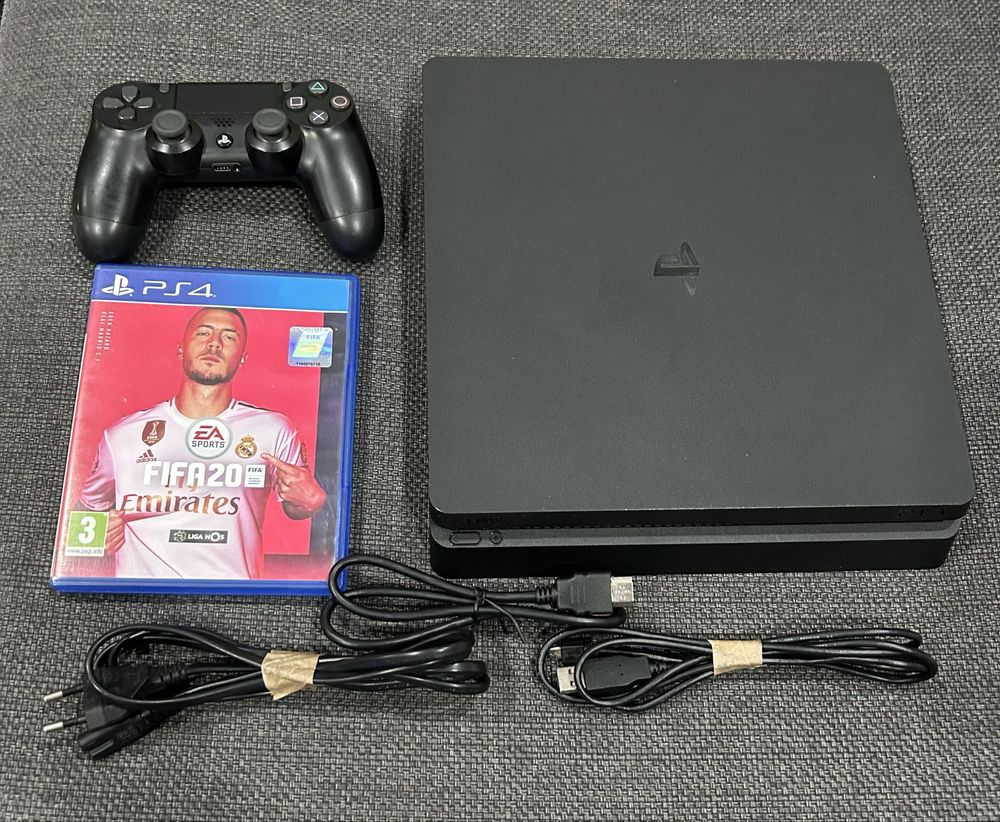 Ps4 com comando e jogo