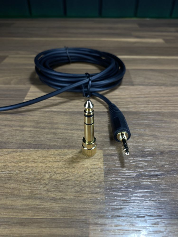Beyerdynamic DT 990 Black Special Edition 250 ohm