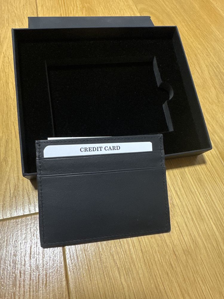 Hugo Boss card holder etui na karty