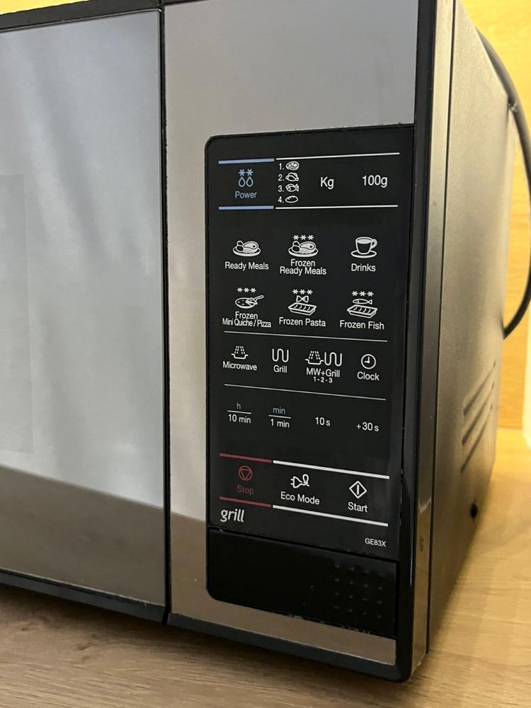 Mikrofala samsung GE83X